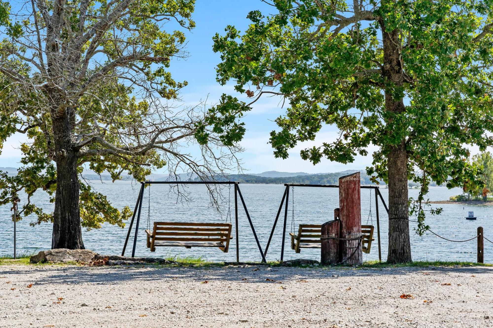 Rock Lane Resort & Marina Indian Point Екстериор снимка