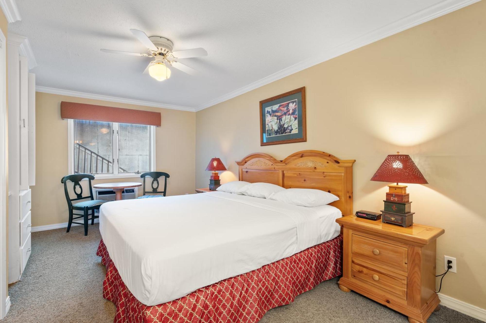 Rock Lane Resort & Marina Indian Point Стая снимка