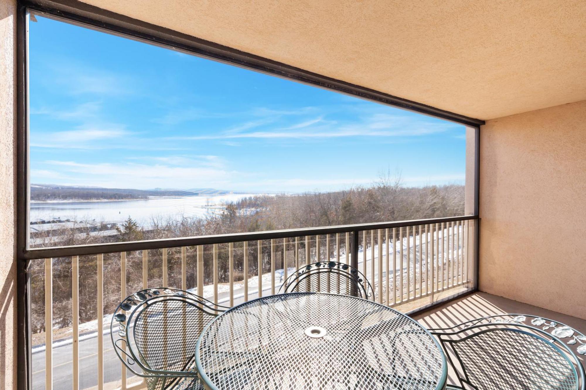 Rock Lane Resort & Marina Indian Point Стая снимка